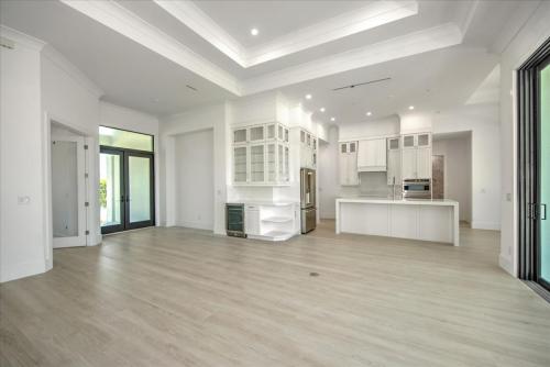 06-Open-Concept-Living