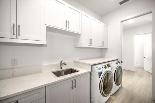 29-Laundry-Room
