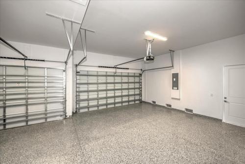 30-Garage
